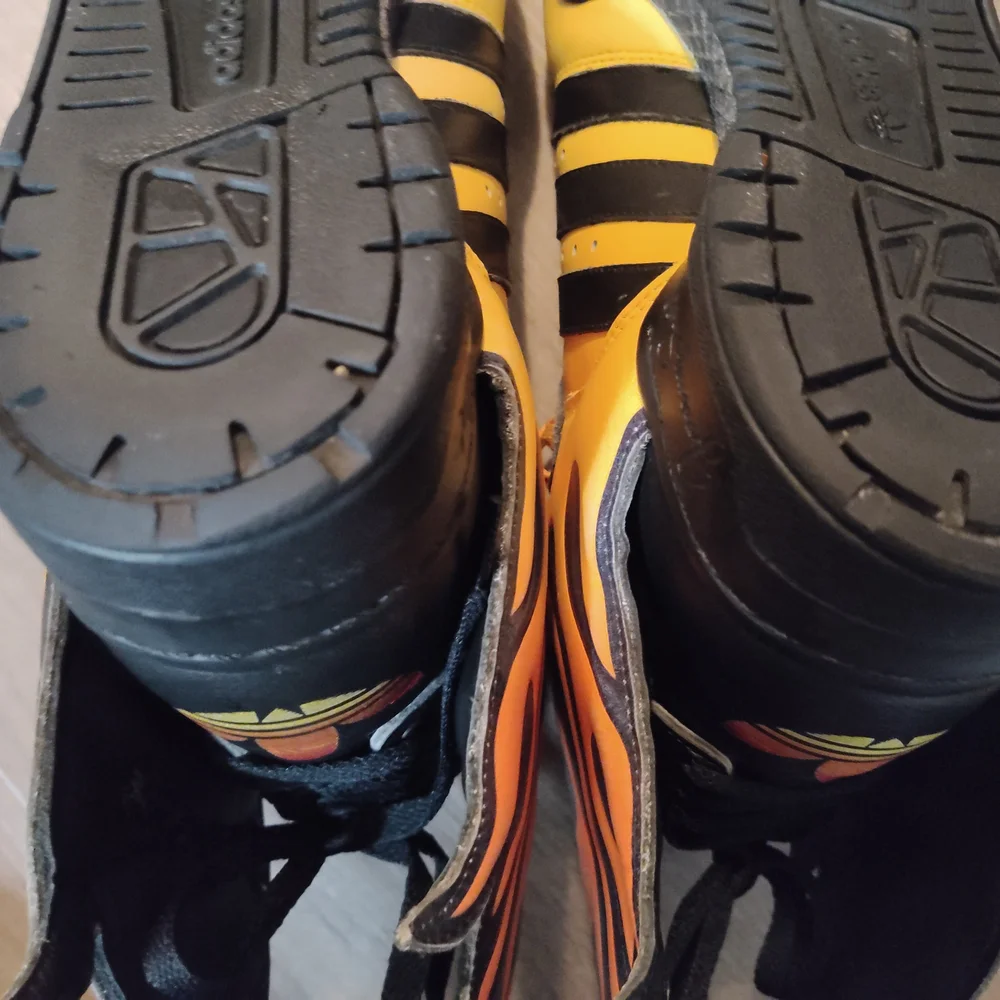 Adidas Men's Yellow and Black Flame Sneakers - Picture 9 of 9